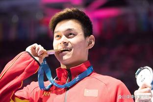 ?举重首金！亚运会男子61公斤决赛：李发彬“惊险”夺金